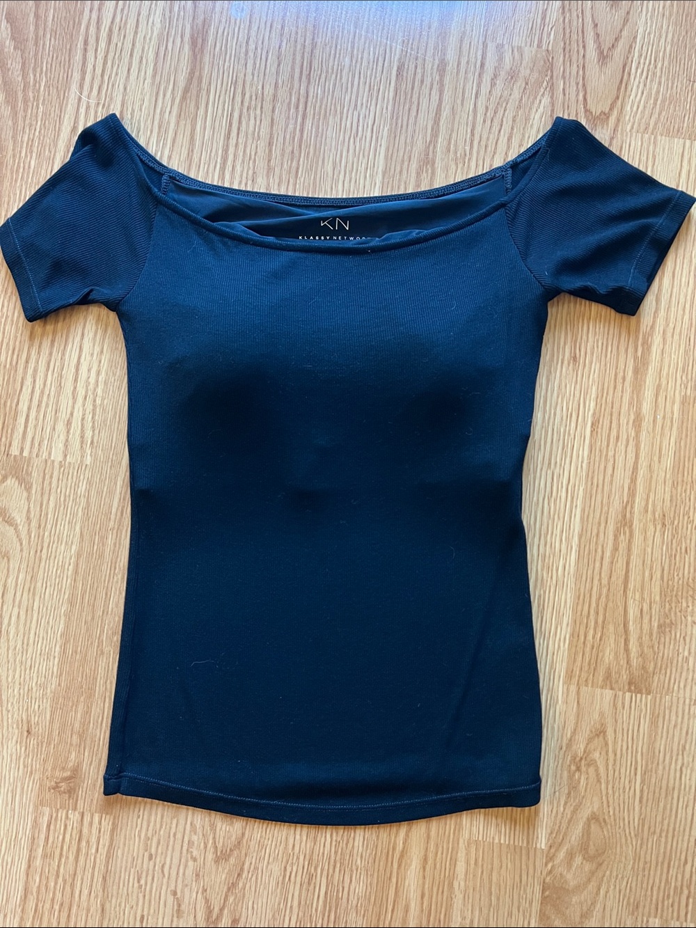 Klassy Black Off-Shoulder Short Sleeve Top